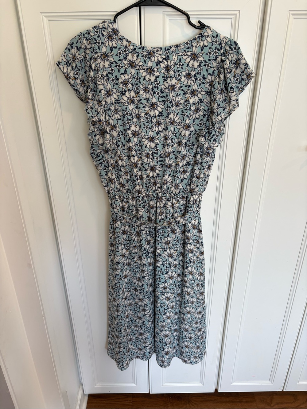 DR2 Light Blue Floral V-Neck Midi Dress with Tie Waist - Picture 2 of 3